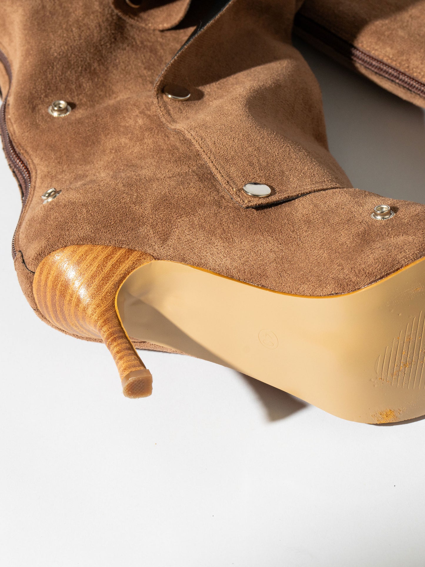 Fini Pointed Toe Buckle Detachable Boots - Carmel Brown